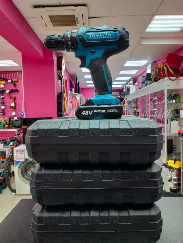 Шуруповерт Makita 48 V