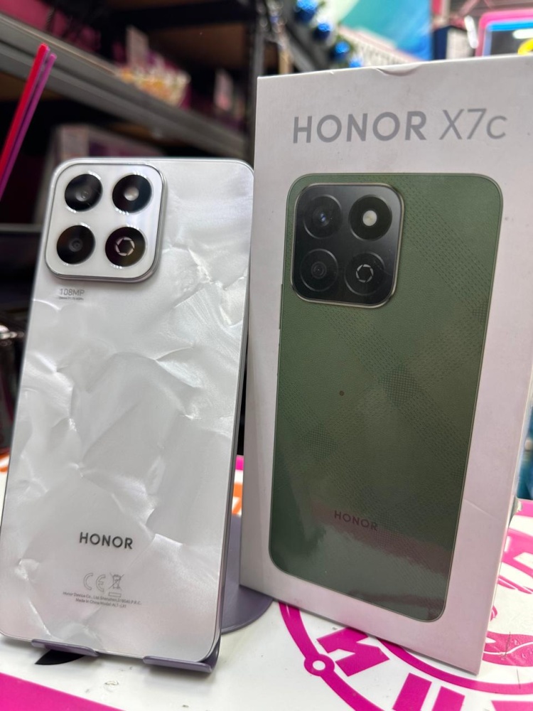 Смартфон Honor 7Xс 8\256