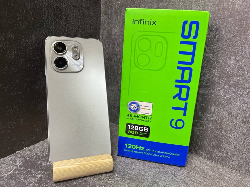 Мобильный телефон Infinix Smart 9 4/128