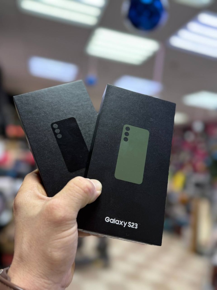 Смартфон Samsung S23 8/128Gb