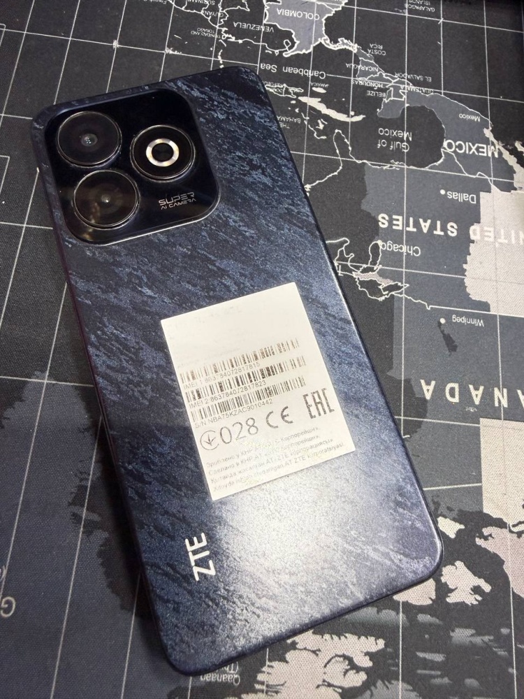 Мобильный телефон ZTE Blade A75 128Gb
