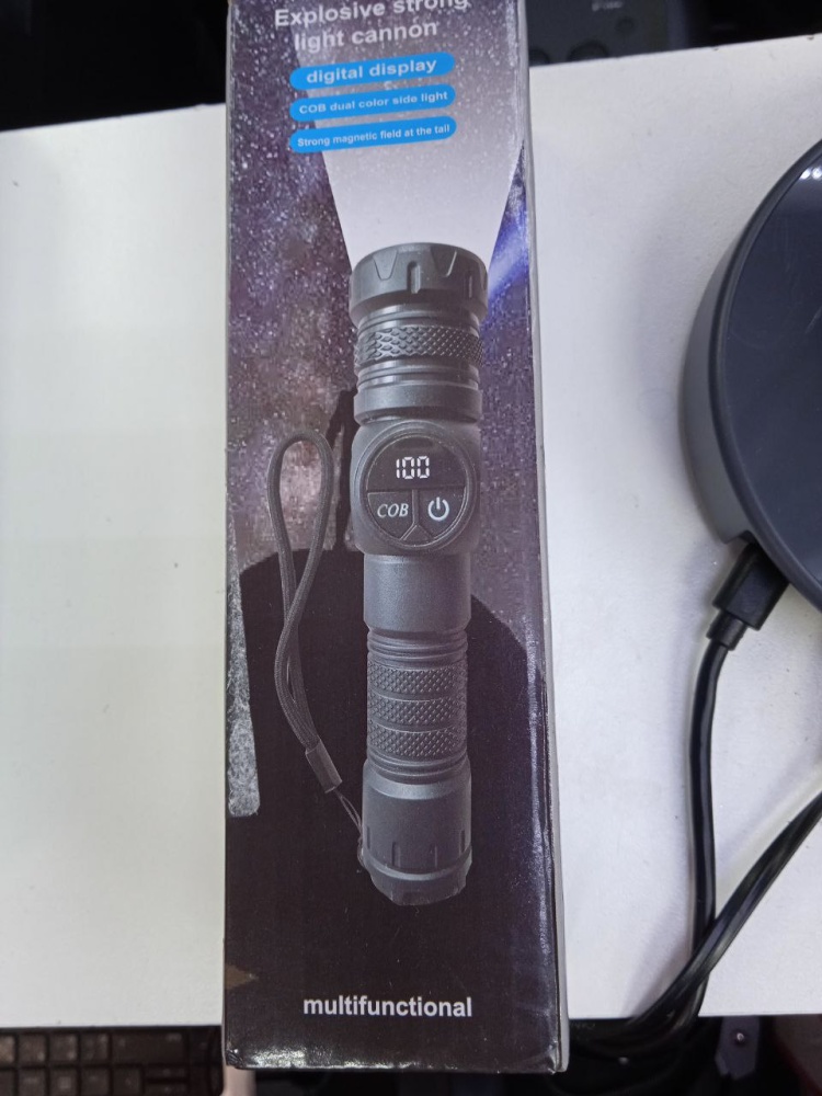 Фонарь лазерный сверхмощный на аккумуляторе