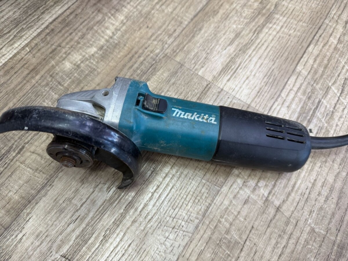 УШМ (Болгарка) Makita 9558HN