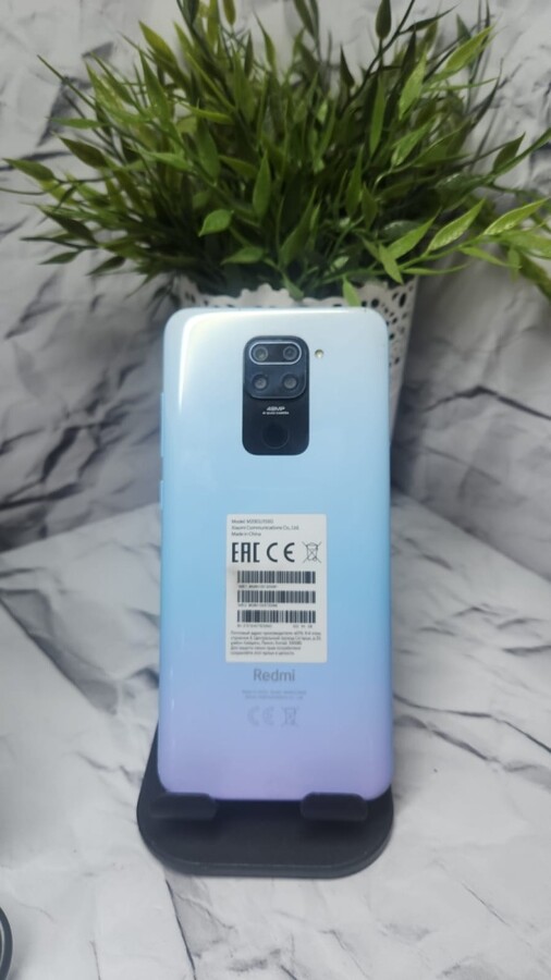 Смартфон Xiaomi Redmi note 9 3-64