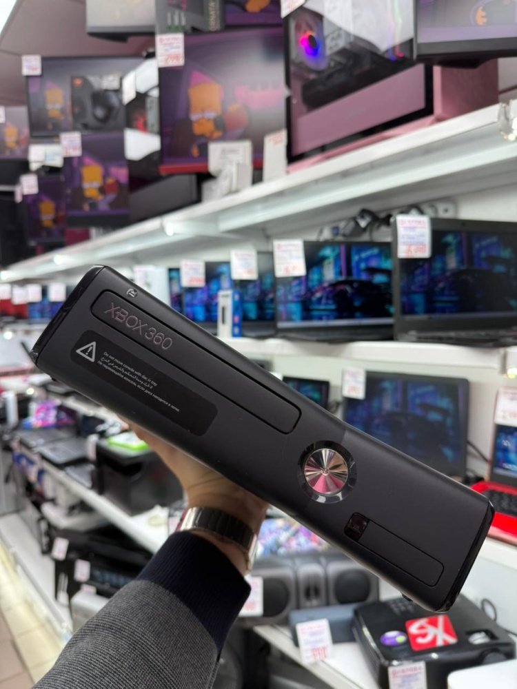 Игровая приставка XBOX 360 slim 250gb