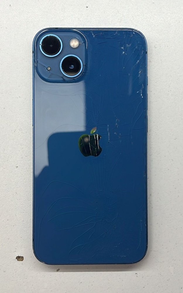 Смартфон iPhone 13 128 Gb