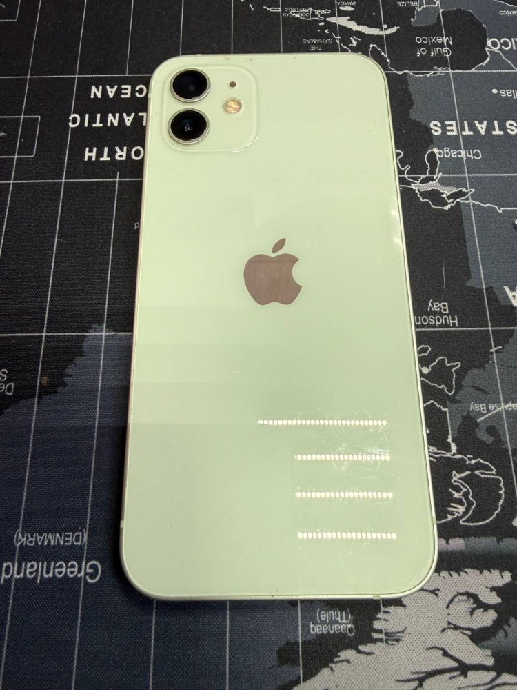 Смартфон iPhone 12 64 Gb