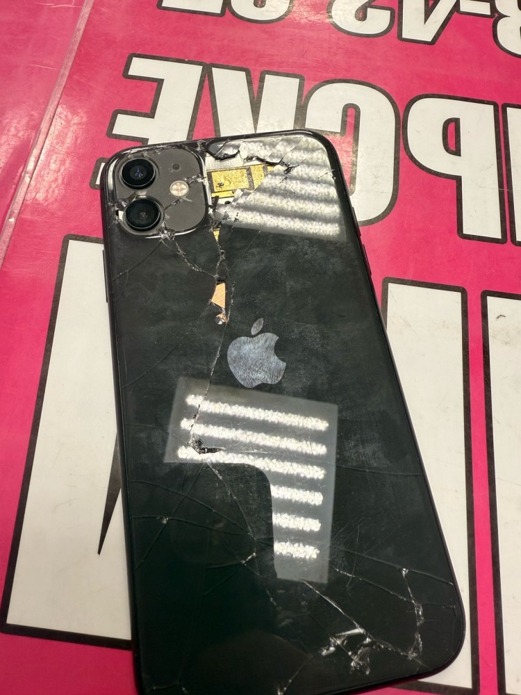 Смартфон iPhone 11 256 Gb