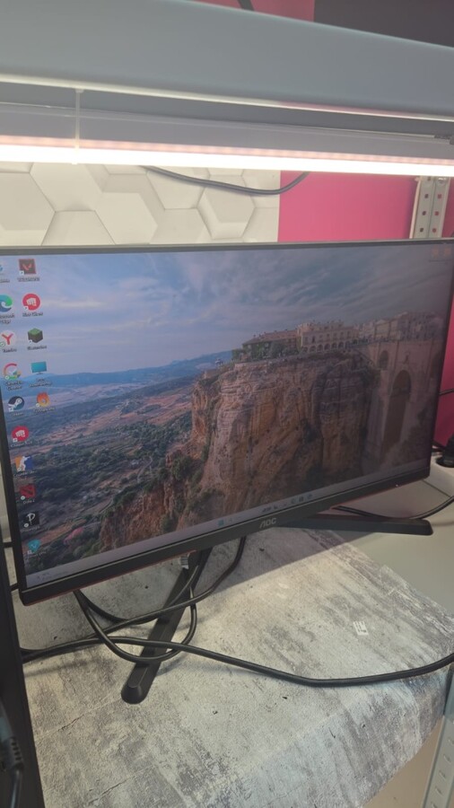 Монитор AOC 27 240гц