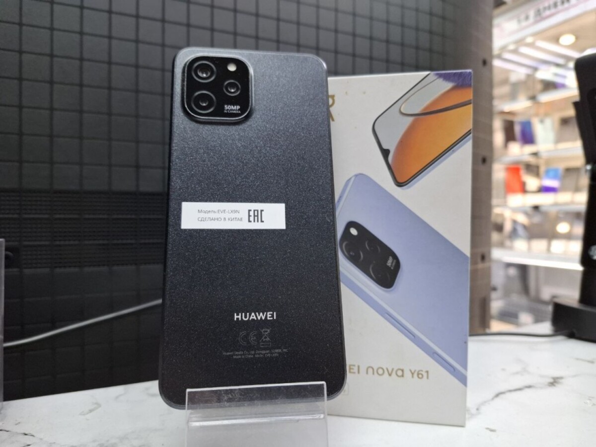 Смартфон Huawei Nova Y61