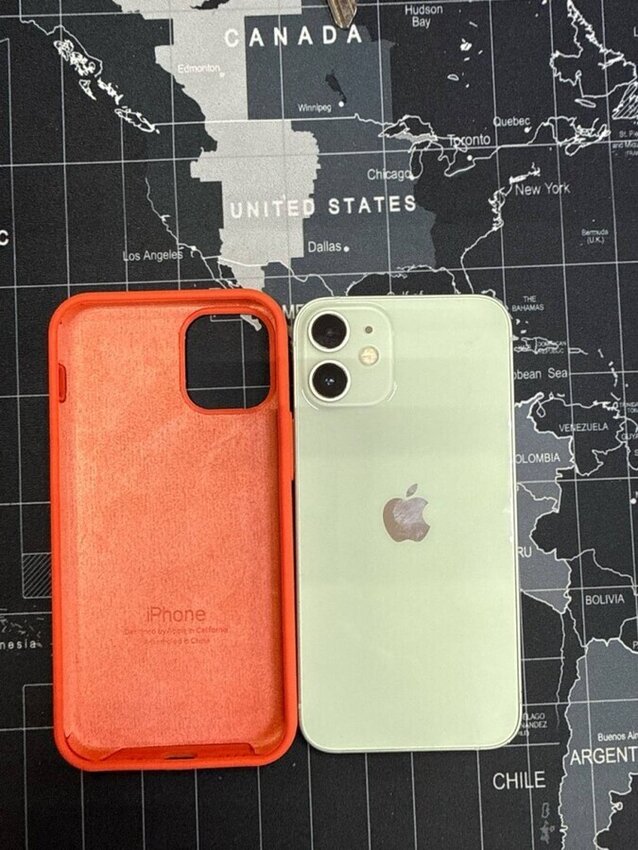 Смартфон iPhone 12 mini 64 Gb