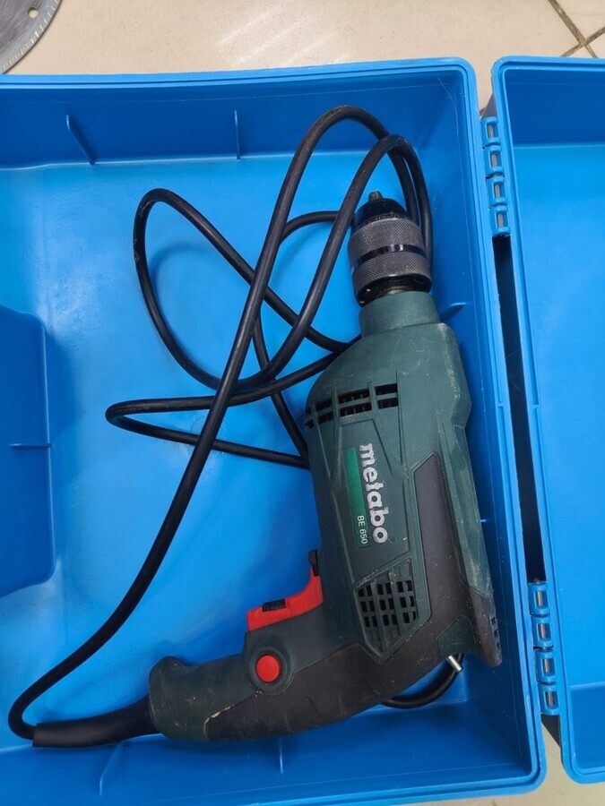Дрель Metabo