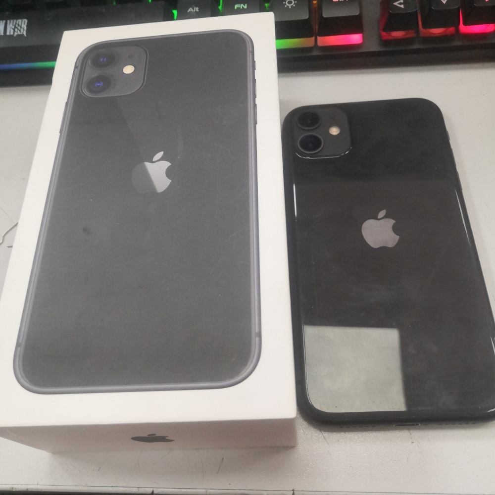 Смартфон iPhone 11 128 Gb