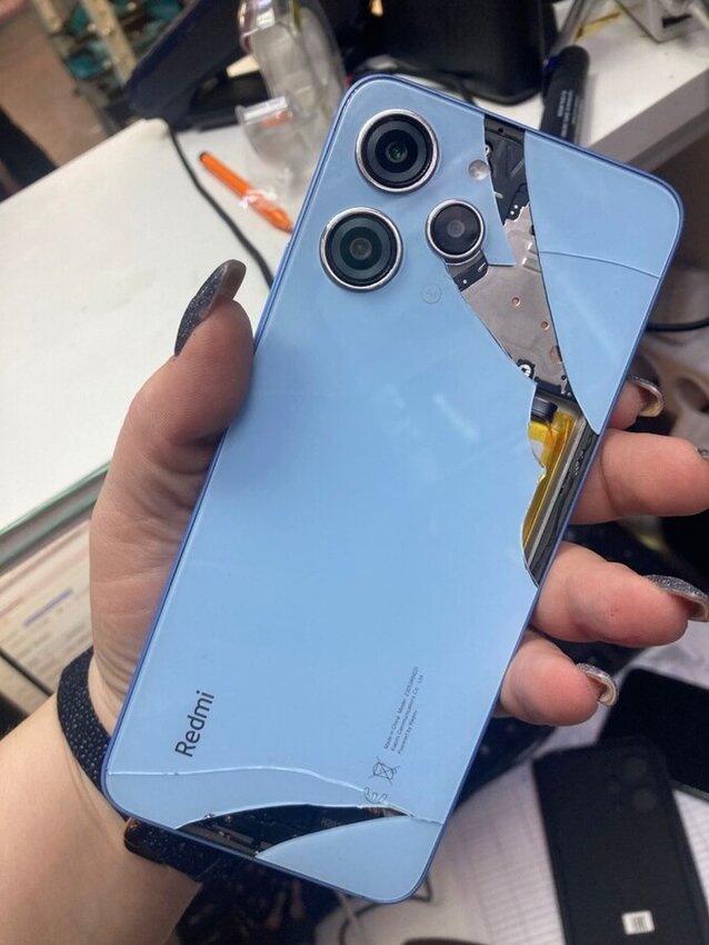 Смартфон Xiaomi Redmi 12 8/256