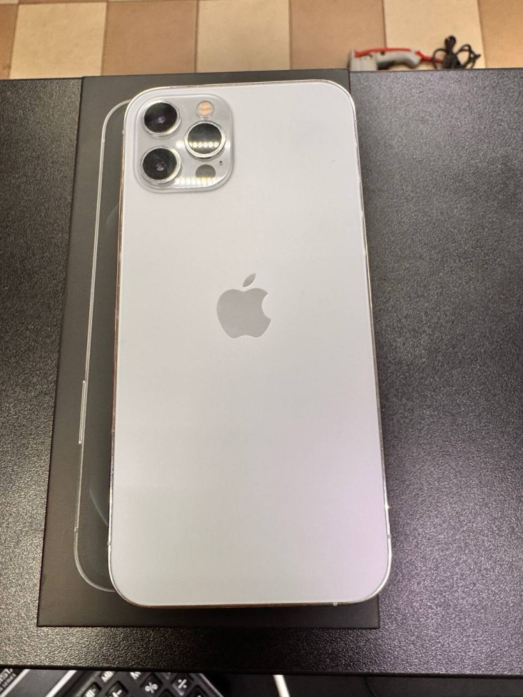 Смартфон iPhone 12 PRO 256 Gb