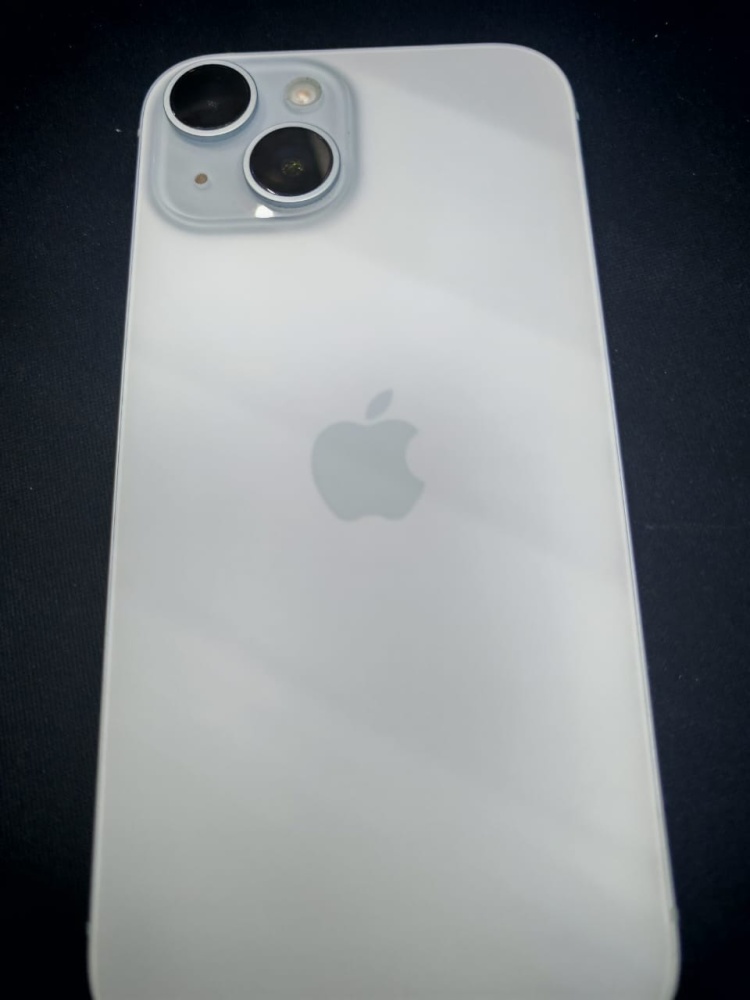 Смартфон iPhone 15 128гб
