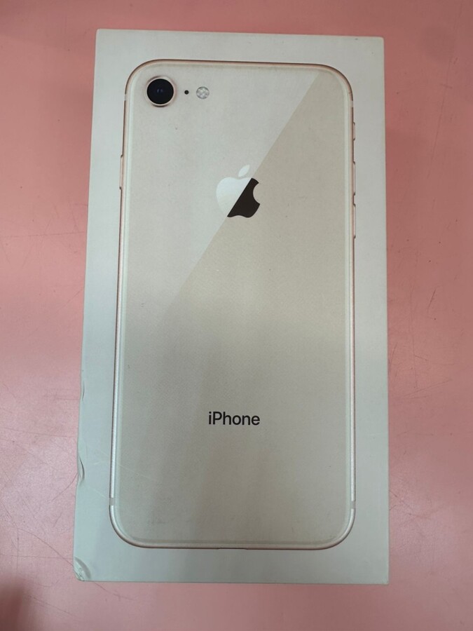 Смартфон iPhone 8 64 Gb