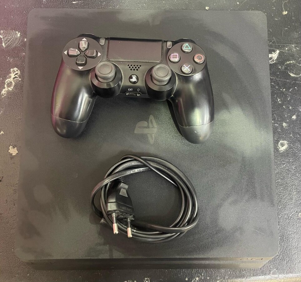 Игровая приставка Sony PlayStation 4 slim 1000Gb