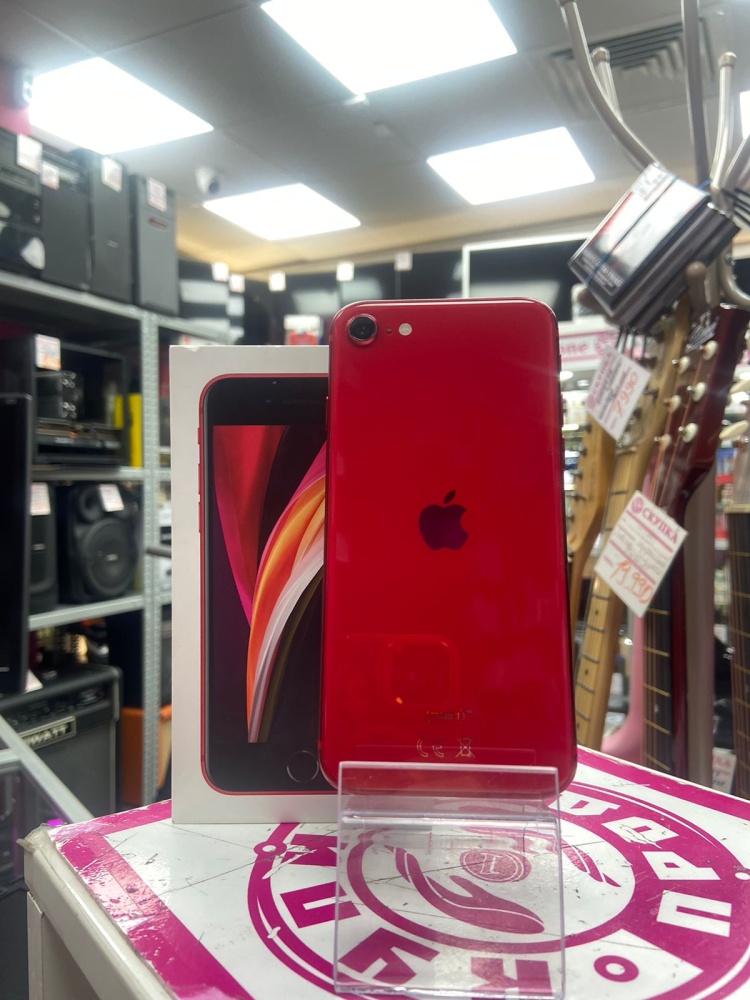 Смартфон iPhone SE 2020