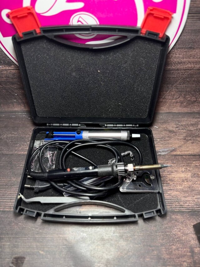 Паяльник с ЖК дисплеем