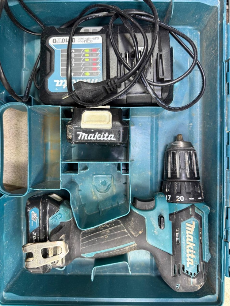 Шуруповерт Makitta DF333DW