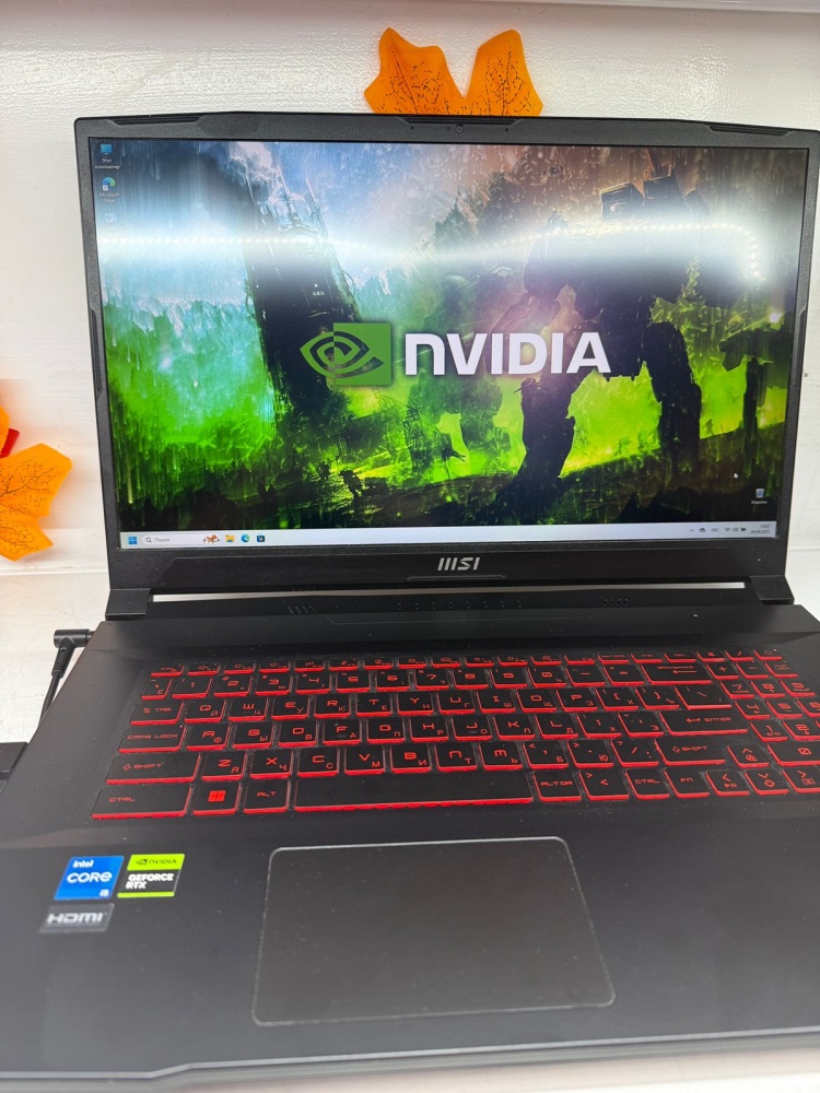 Ноутбук MSI 17" i5-11th/8/256ssd/RTX2050