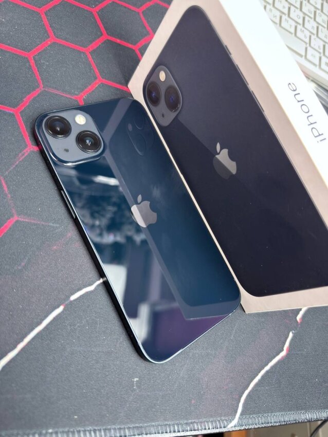 Смартфон iPhone 13 128 Gb