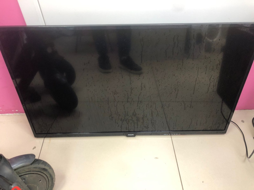 Телевизор Philips 40pfs4052