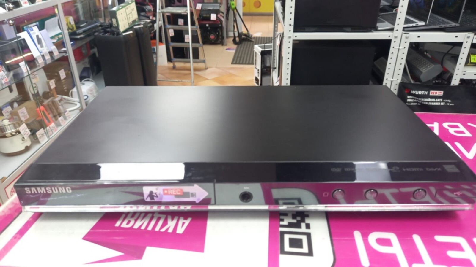 Медиаплеер Samsung DVD-D530K